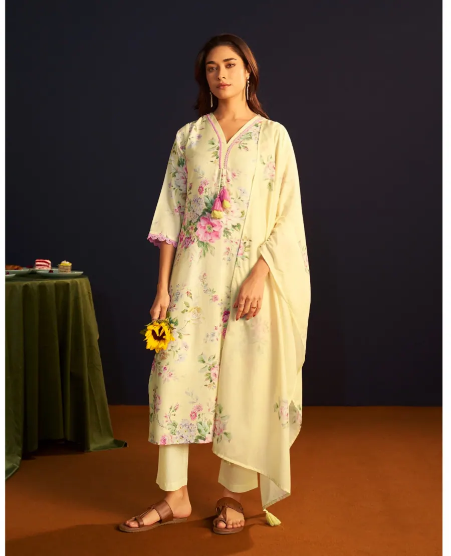 Kurti Pant Dupatta Sets Design 1